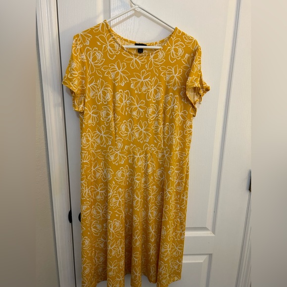 Ann Taylor dress - Picture 2 of 2